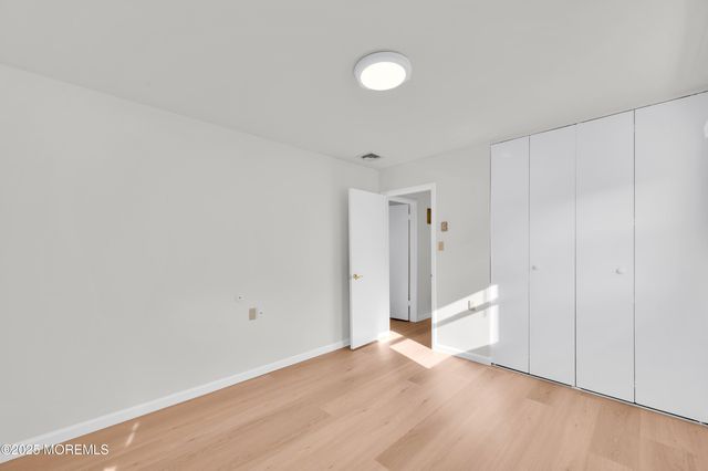 8 Holmes Court, Brick, NJ 08724