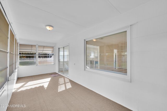 8 Holmes Court, Brick, NJ 08724