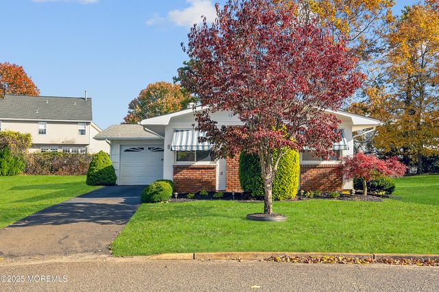 8 Holmes Court, Brick, NJ 08724