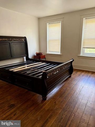 65 ASBURY ST, Trenton, NJ 08611