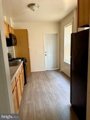 65 ASBURY ST, Trenton, NJ 08611