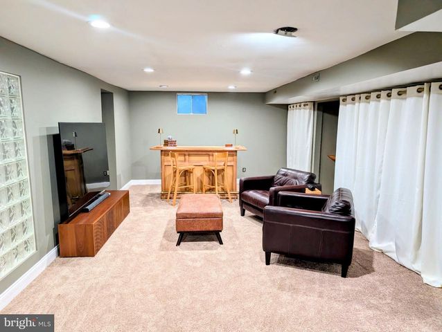 10181 STRAWFLOWER LN, Manassas, VA 20110