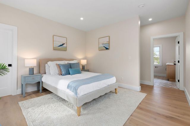 817 Race Lane, Marstons Mills, MA 02648