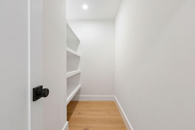 817 Race Lane, Marstons Mills, MA 02648