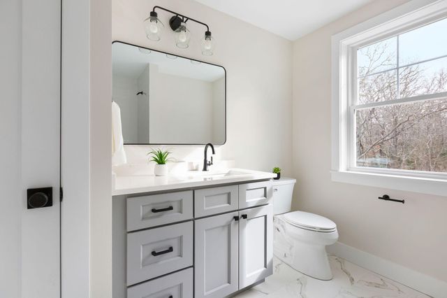 817 Race Lane, Marstons Mills, MA 02648