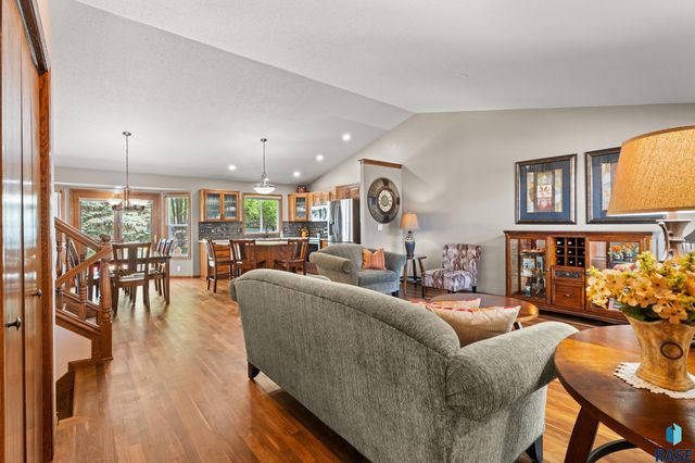 5200 S Lewis Ave Avenue, Sioux Falls, SD 57108