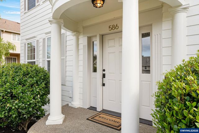 586 Valderama St SE, Salem, OR 97306