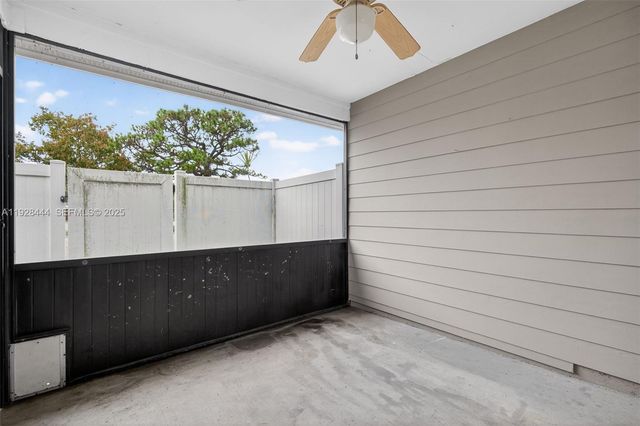 707 Stonewood Ct 19C, Jupiter, FL 33458