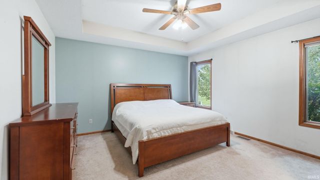 2822 E 250 North, Bluffton, IN 46714