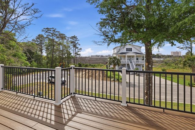 903 Inlet View Dr., North Myrtle Beach, SC 29582