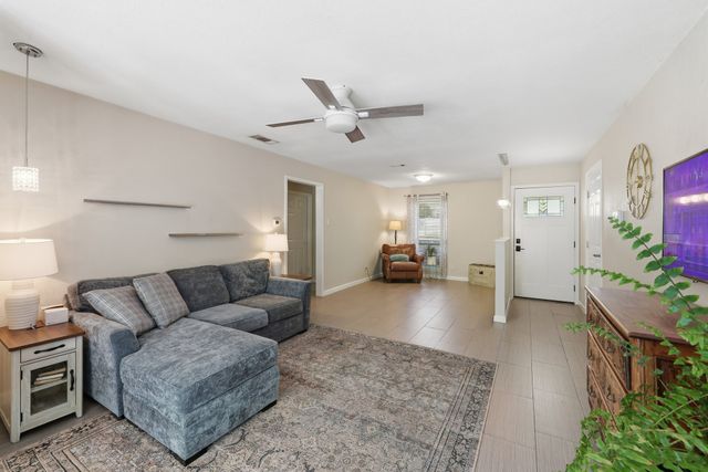 10355 Baronne Circle, Dallas, TX 75218