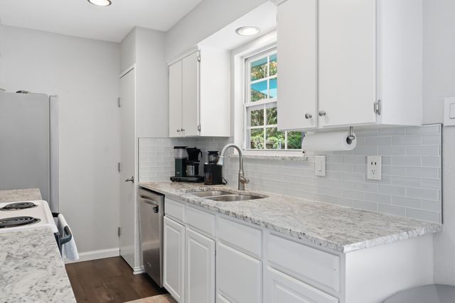 10355 Baronne Circle, Dallas, TX 75218