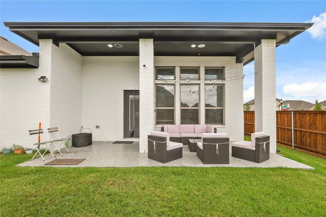 521 Wickerdale Way, Little Elm, TX 75068