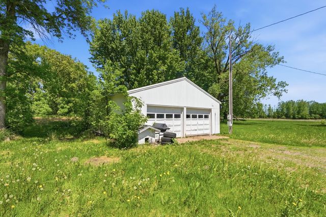 8005 381st Avenue NW, Dalbo, MN 55017