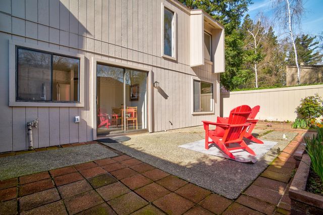 130 Hartnell Pl, Sacramento, CA 95825