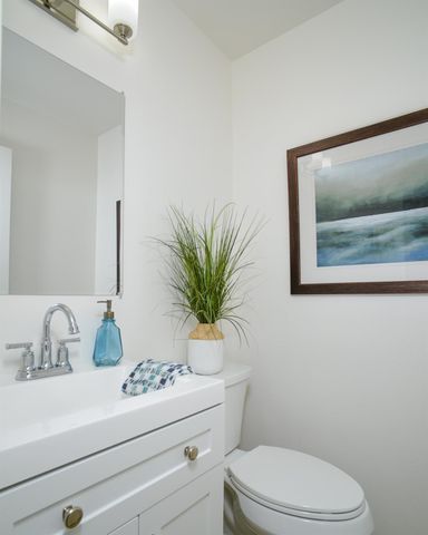 130 Hartnell Pl, Sacramento, CA 95825