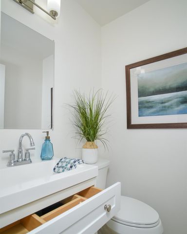 130 Hartnell Pl, Sacramento, CA 95825