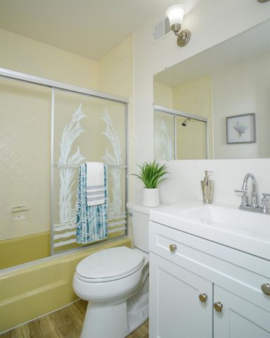 130 Hartnell Pl, Sacramento, CA 95825