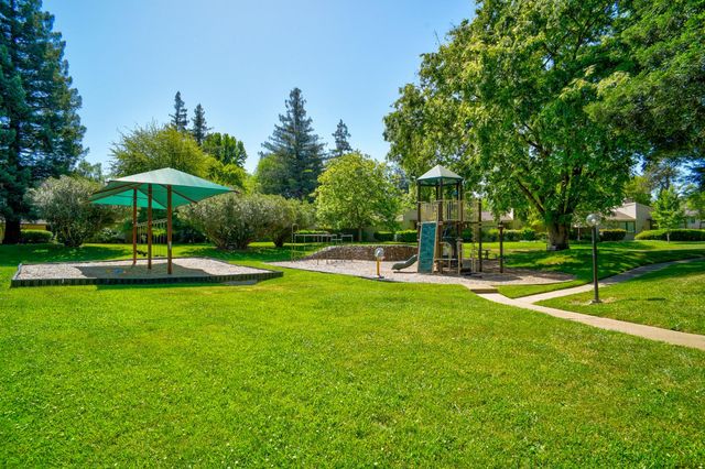 130 Hartnell Pl, Sacramento, CA 95825