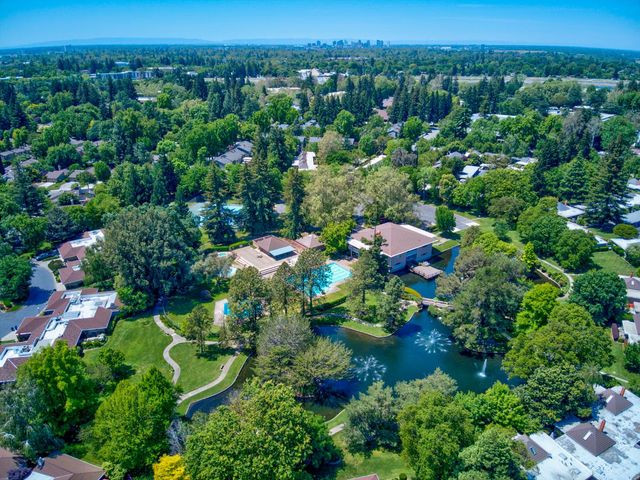 130 Hartnell Pl, Sacramento, CA 95825