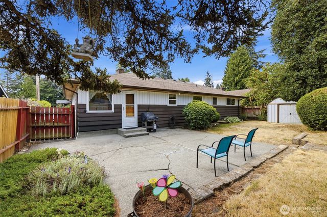 420 S 128th Street, Burien, WA 98168