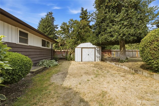 420 S 128th Street, Burien, WA 98168