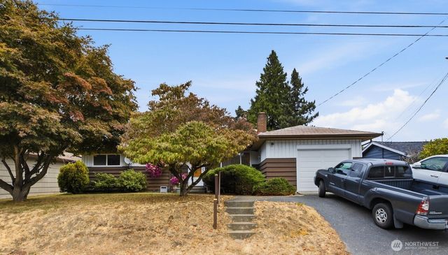 420 S 128th Street, Burien, WA 98168