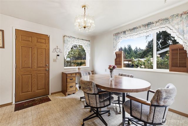 420 S 128th Street, Burien, WA 98168