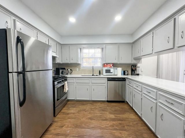 2102 Justus Loop, Bryant, AR 72022