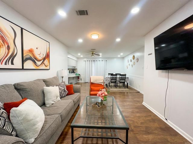 2102 Justus Loop, Bryant, AR 72022