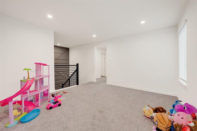 2930 Needham Garden Lane, Houston, TX 77051