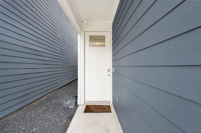 2930 Needham Garden Lane, Houston, TX 77051