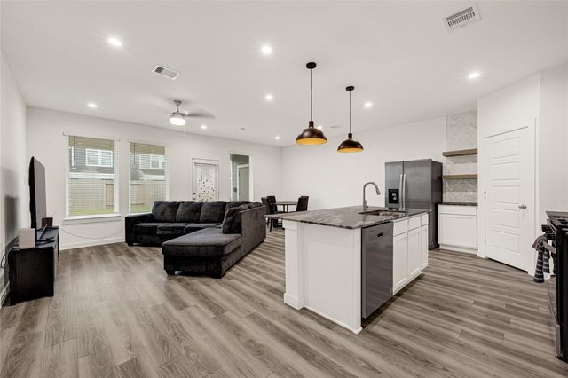 2930 Needham Garden Lane, Houston, TX 77051