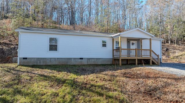247 Loganberry Lane, Hayesville, NC 28904