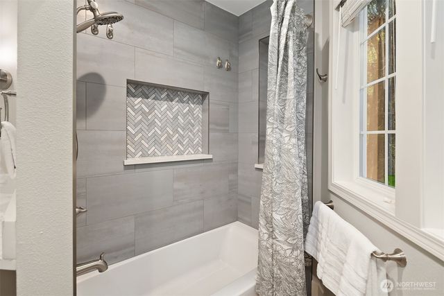 28631 NE Tolt Hill Road, Carnation, WA 98014