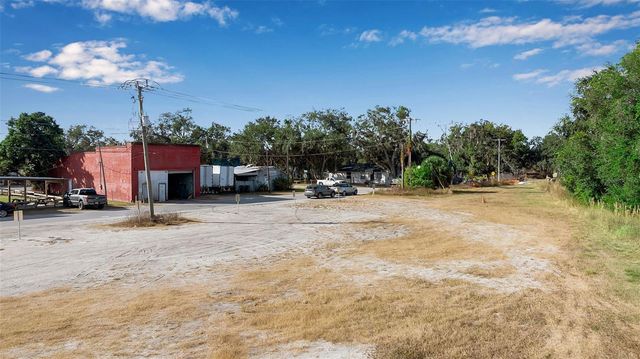 12346 US-301, Parrish, FL 34219
