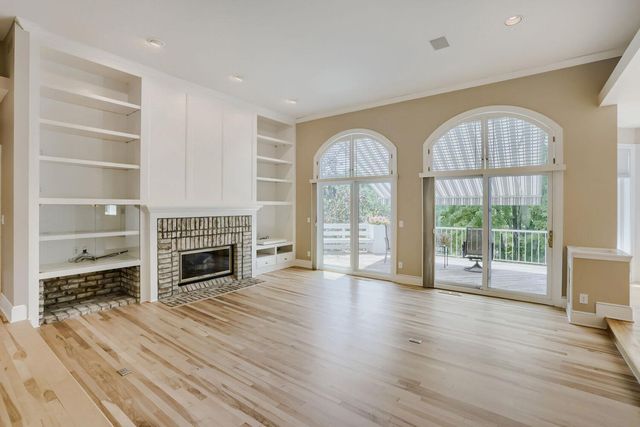 7170 Kenmare Drive, Bloomington, MN 55438