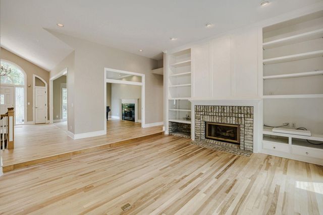 7170 Kenmare Drive, Bloomington, MN 55438