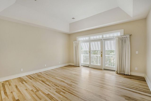 7170 Kenmare Drive, Bloomington, MN 55438