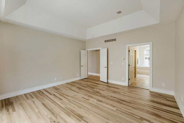 7170 Kenmare Drive, Bloomington, MN 55438
