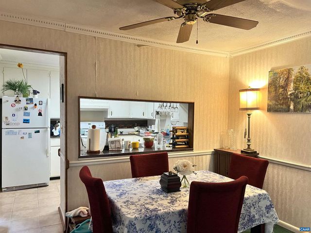 1518 BIRNAM DR, Charlottesville, VA 22901