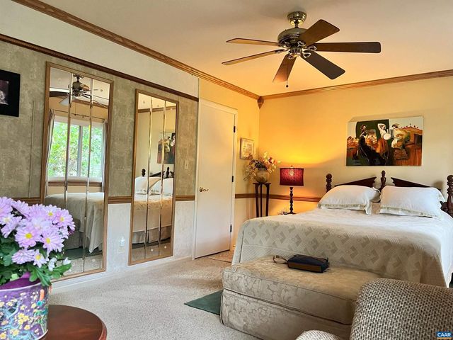 1518 BIRNAM DR, Charlottesville, VA 22901