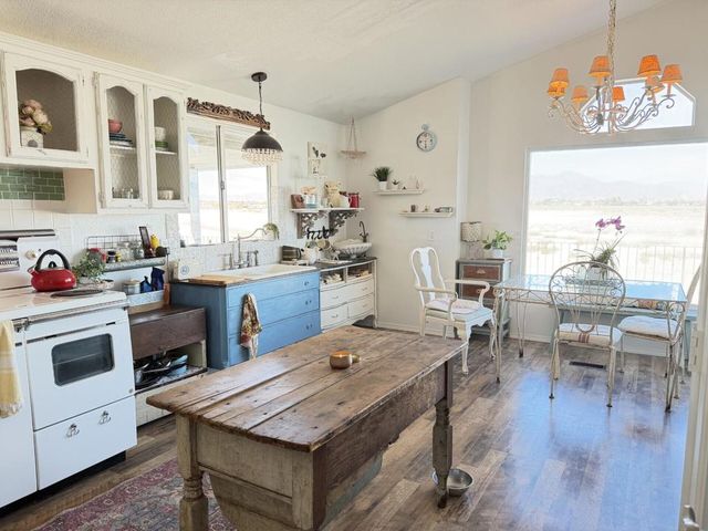 2385 Oahu Lane, Thermal, CA 92274