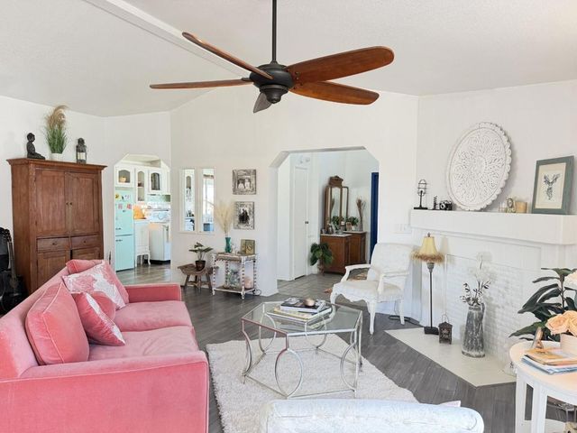 2385 Oahu Lane, Thermal, CA 92274