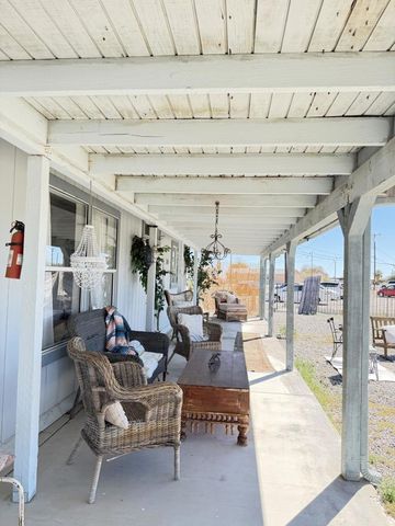 2385 Oahu Lane, Thermal, CA 92274