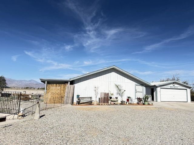 2385 Oahu Lane, Thermal, CA 92274