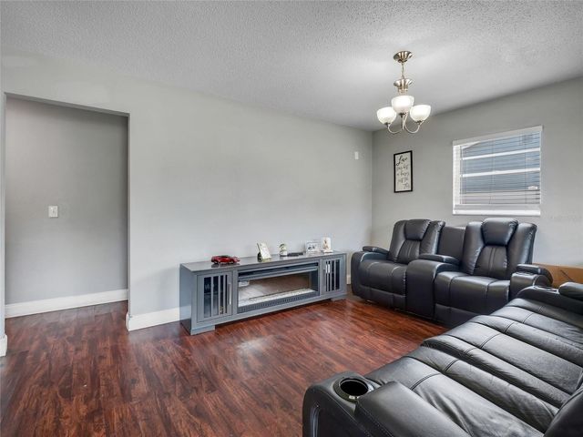 7018 GLENVIEW DRIVE, Tampa, FL 33619