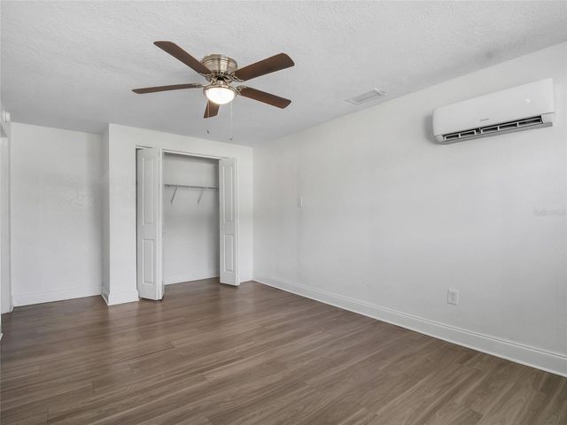 7018 GLENVIEW DRIVE, Tampa, FL 33619