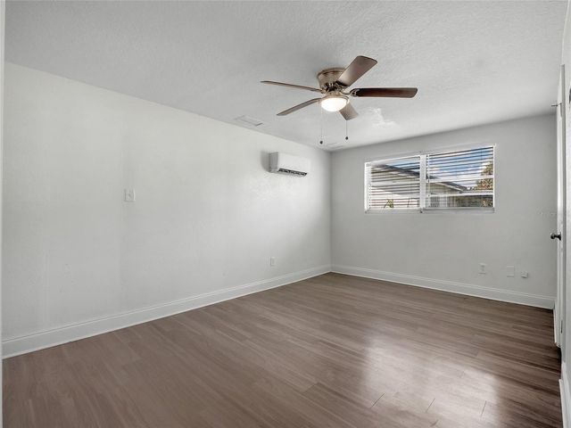 7018 GLENVIEW DRIVE, Tampa, FL 33619