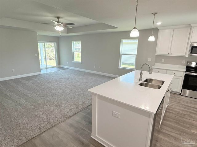 9687 Angel Oak Dr, Pensacola, FL 32526